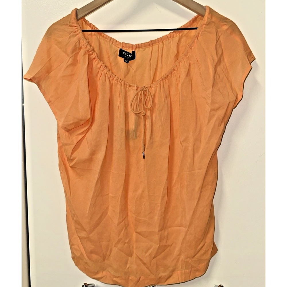 Escada Sport Women Size 42/12 Neelka Sheer Lightweight S/S Top Shirt Nectarine